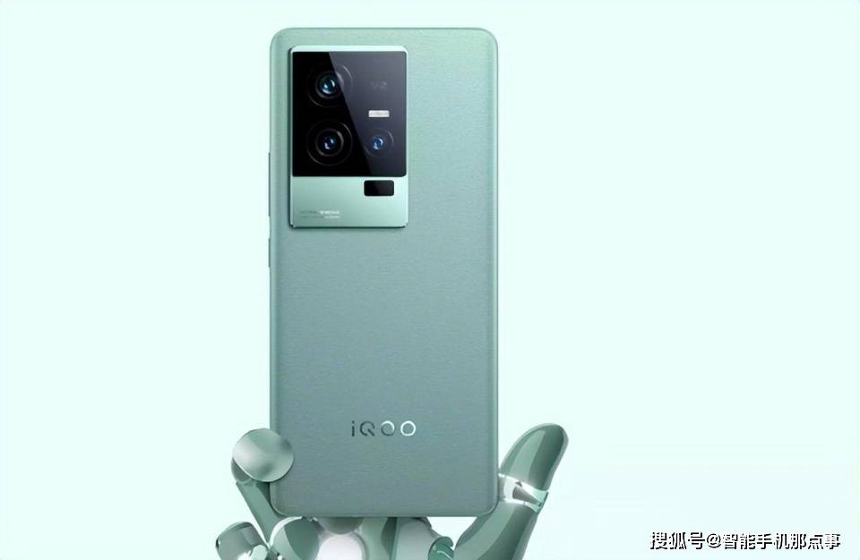 x90vivo手机:iQOO 11S进一步被确认：塑料支架依旧存在，或7月发布